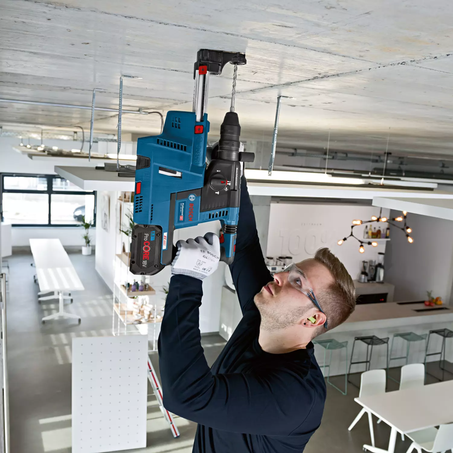 Bosch GBH 18V-26 F 18V Li-Ion Accu SDS-plus Combihamer Set (2x 5.5Ah Accu) Incl. GDE 18V-16 Afzuigsysteem In L-Boxx - 2,6J - Koolborstelloos thumbnail 4