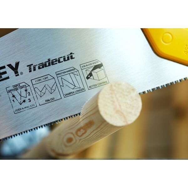 Stanley STHT20349-1 Houtzaag Tradecut Fijn - 380mm - 11 TPI - Detailed view of the product