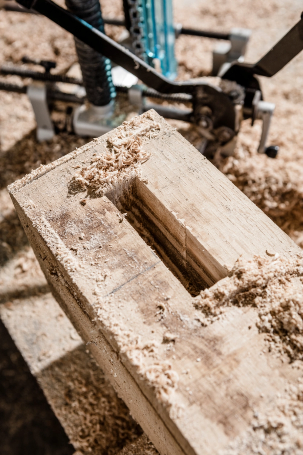 Makita 7104L Kettingfrees 1140W 230V