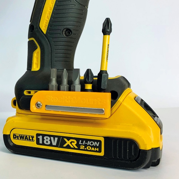 StealthMounts BH-DW-YLW-2 Magnetische Bithouder Voor Machines DeWALT XR&FlexVolt - Geel - 2-pack - Detailed view of the product