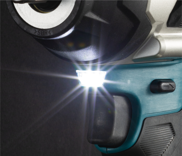 Makita DTW700RTJ 18V Li-Ion Accu Slagmoersleutel Set (2x 5.0Ah Accu) In Mbox - 700 Nm - 1/2"- Koolborstelloos - Detailed view of the product