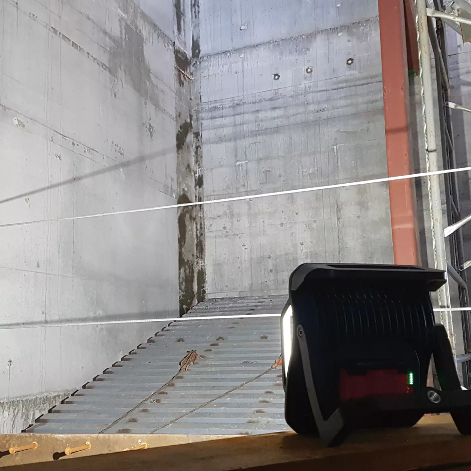 Bosch GLI 18V-4000 C 18V Li-Ion Accu Lamp - 4000Lm thumbnail 4