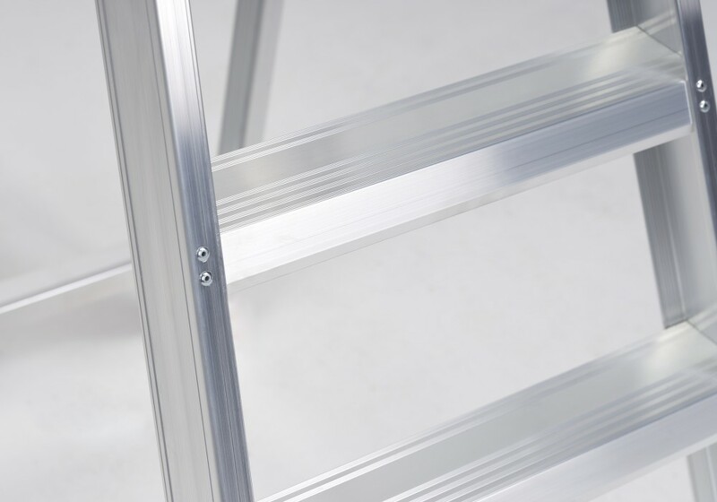 Altrex Sierra SEO 3 Trap - Enkel - Aluminium - 3 Treden - Max. Werkhoogte 2,7m - Detailed view of the product