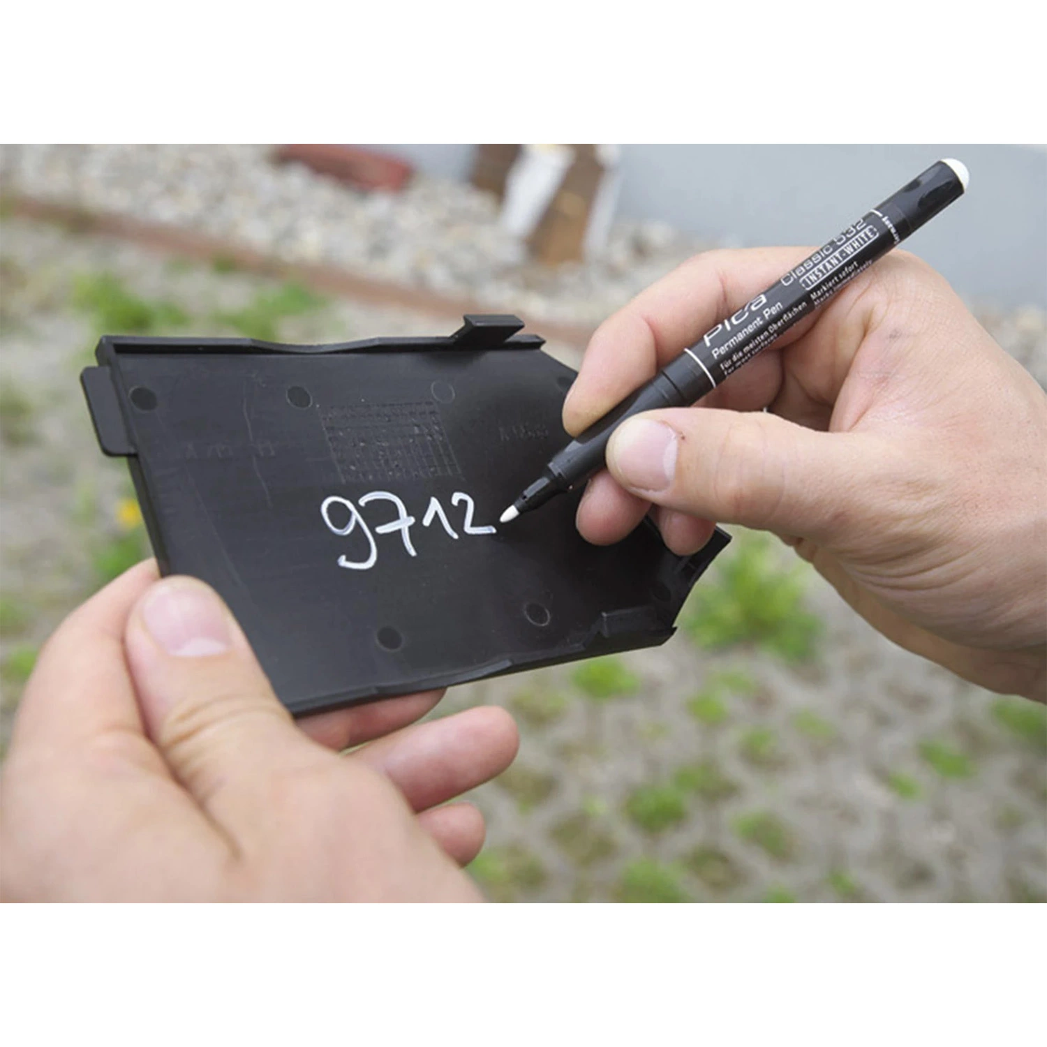 Pica 532/52 Classic Permanent Pen - Rond - Wit - 1-2mm (10st) thumbnail 3