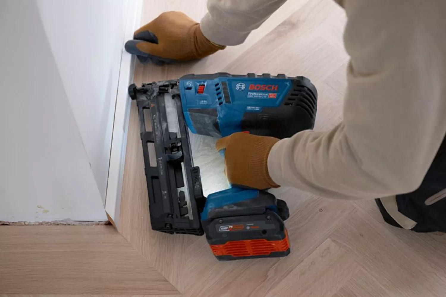 Bosch GNH 18V-64-2 M 18V Accu Tacker Body - 32-64mm thumbnail 3