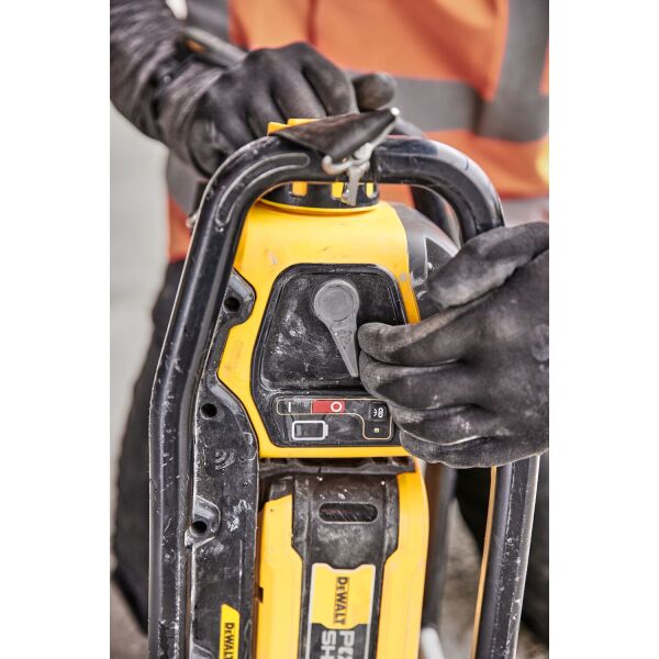 DeWALT DCPS320N Powershift Trilnaad Body - Detailed view of the product