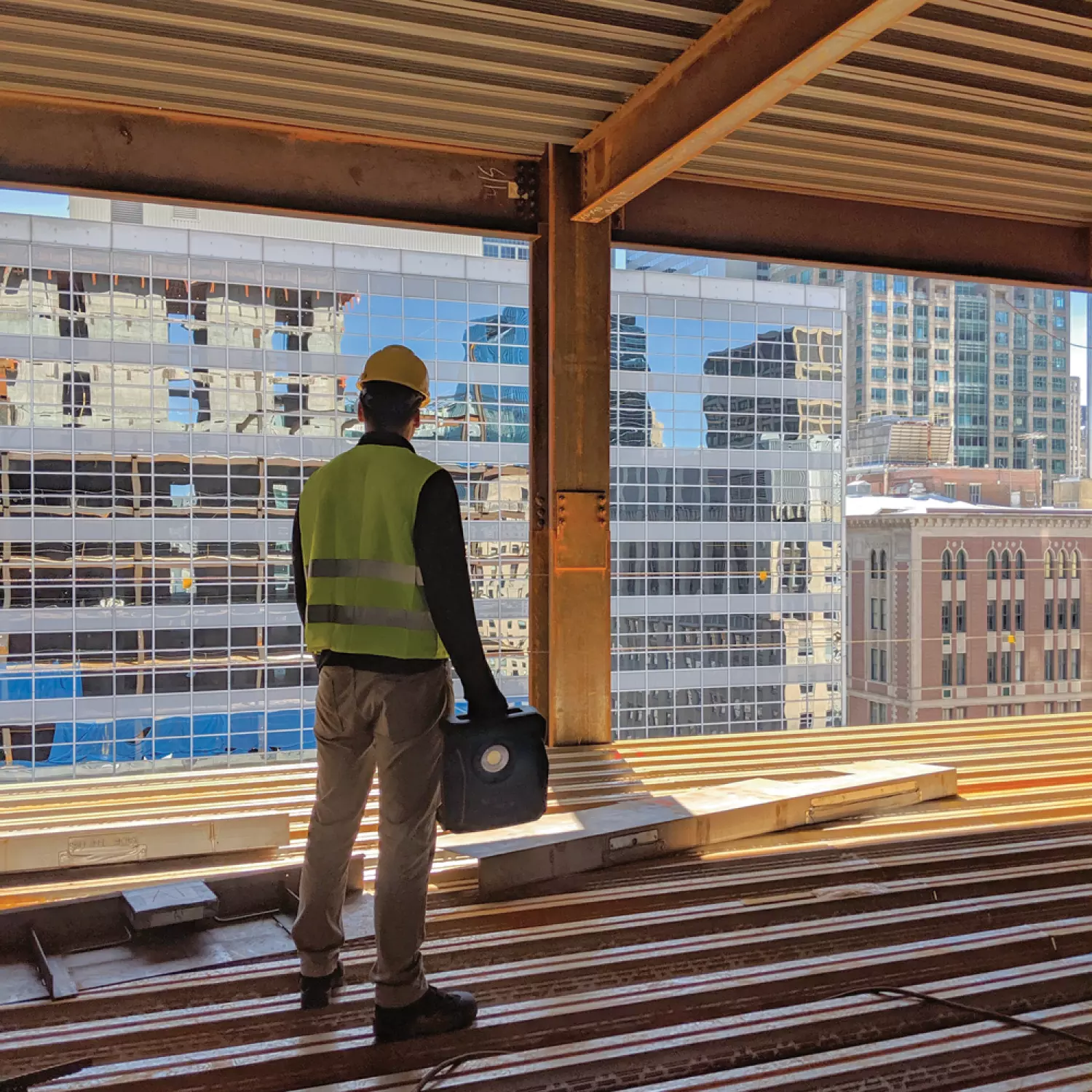 Bosch GLI 18V-10000 C 18V Li-Ion Accu LED Bouwlamp Body - 10000Lm thumbnail 3