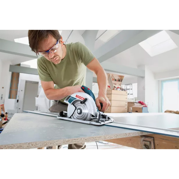Bosch GKS 65 GCE Cirkelzaag In L-Boxx Met Stofafzuigaccessoire - 1800W - 190mm - Detailed view of the product