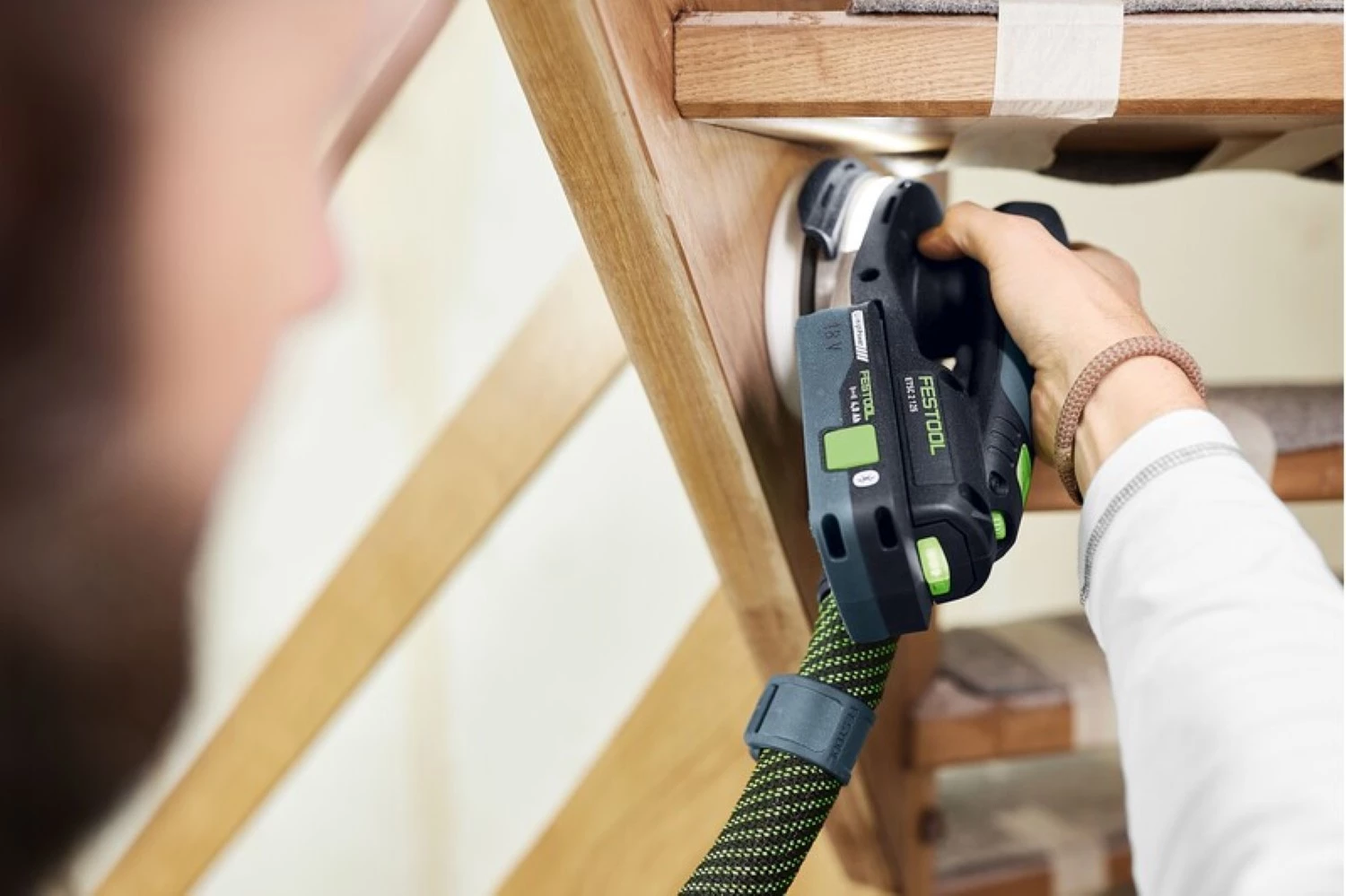 Festool ETSC 2 125 4 I-Plus 18V Accu Excenterschuurmachine Set (2x 4Ah) In Systainer - 125mm thumbnail 4