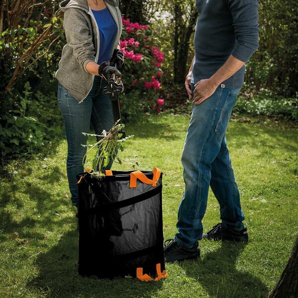 Fiskars 135041 Solid PopUp Tuinafvalzak - 56L - Detailed view of the product