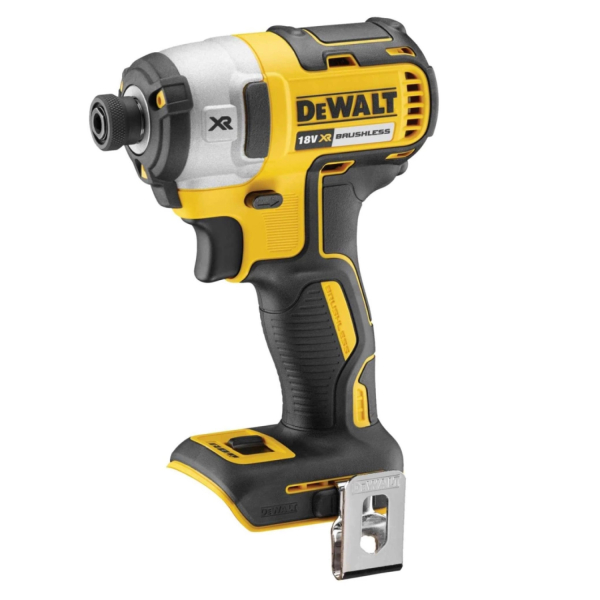 DeWALT DCK853P4-QW 18V Li-ion XR Accu 8-delige Combiset (4x 5.0Ah) In TSTAK (incl Trolley) - Detailed view of the product
