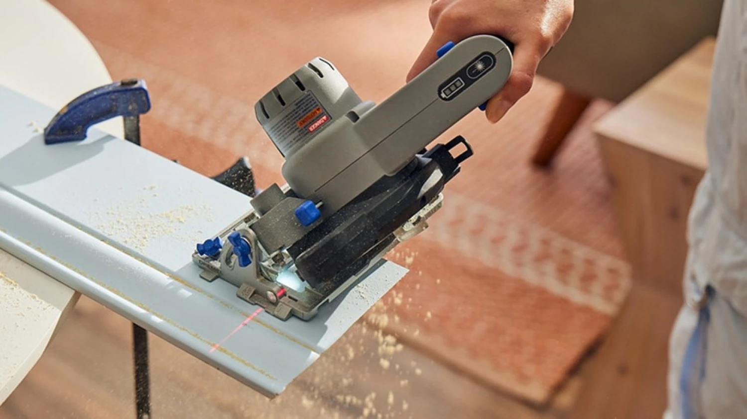 Dremel CS12V-SC1 12V Accu Blueprint Draagbaar Zaagstation Set (1x 2.0Ah) In Koffer thumbnail 3