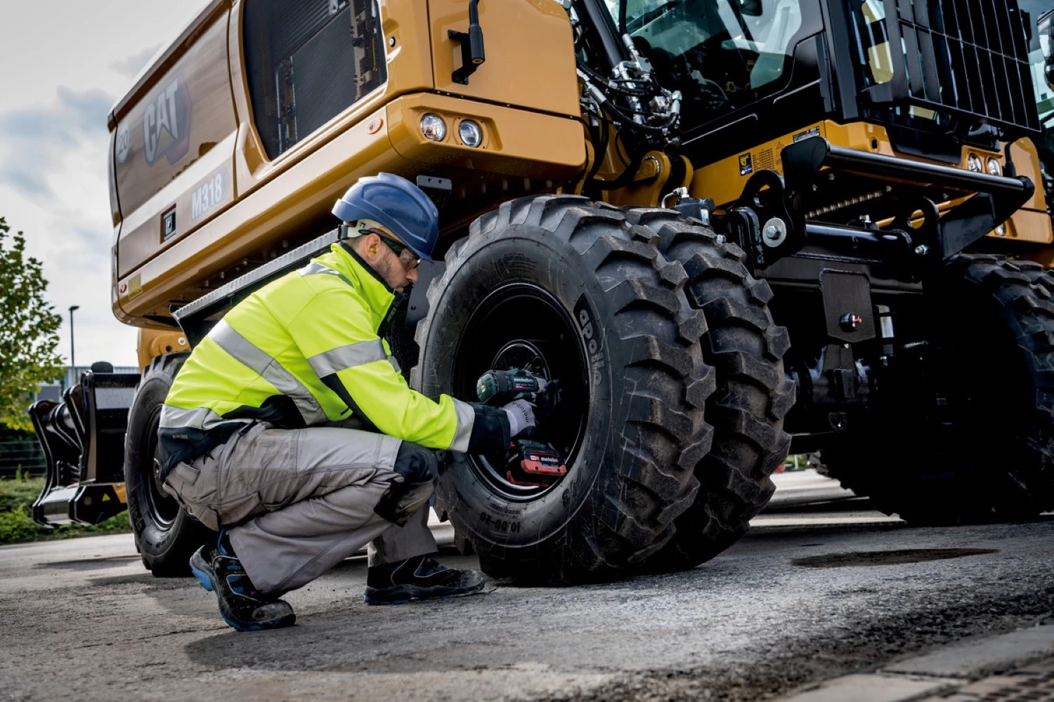 Metabo SSW 18 LTX 1750 BL 18V Li-ion Accu Slagmoersleutel Set (2x 8.0Ah LiHD Accu) In MetaBOX thumbnail 4