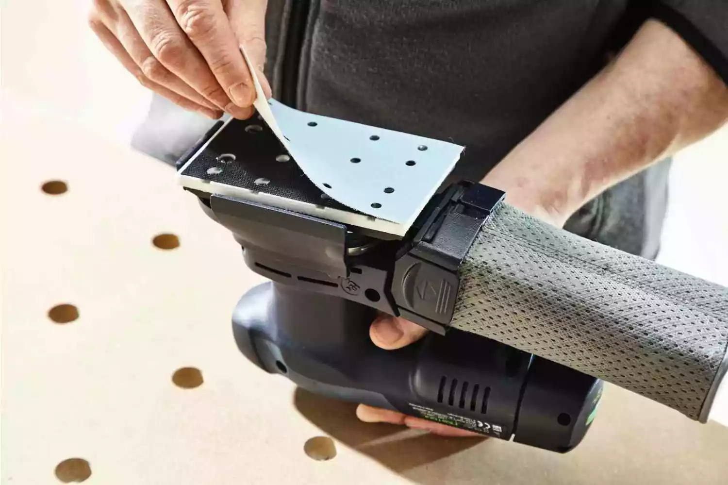 Festool RTSC 400-Basic 18V Li-Ion Accu Vlakschuurmachine Body - 80 X 130mm - Koolborstelloos thumbnail 4