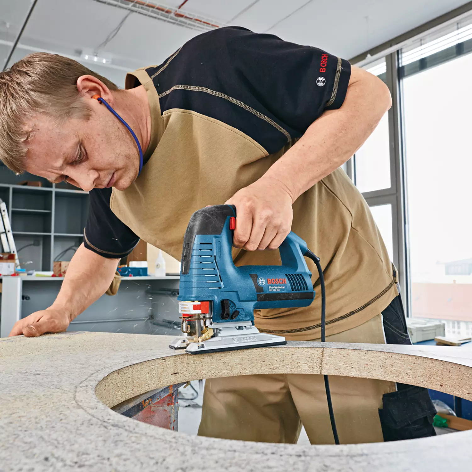 Bosch GST 160 BCE Decoupeerzaag In L-Boxx - 800W - D-greep - Variabel thumbnail 3