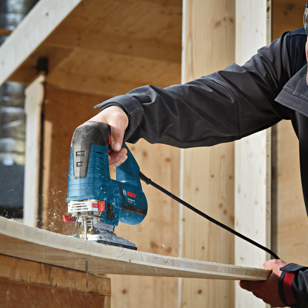Bosch GST 160 BCE Decoupeerzaag In L-Boxx - 800W - D-greep - Variabel - Detailed view of the product