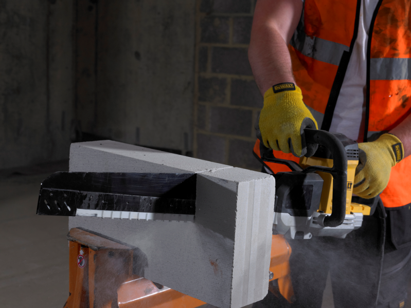 DeWALT DWE399 Alligatorzaag - 1700W - 430mm - Detailed view of the product