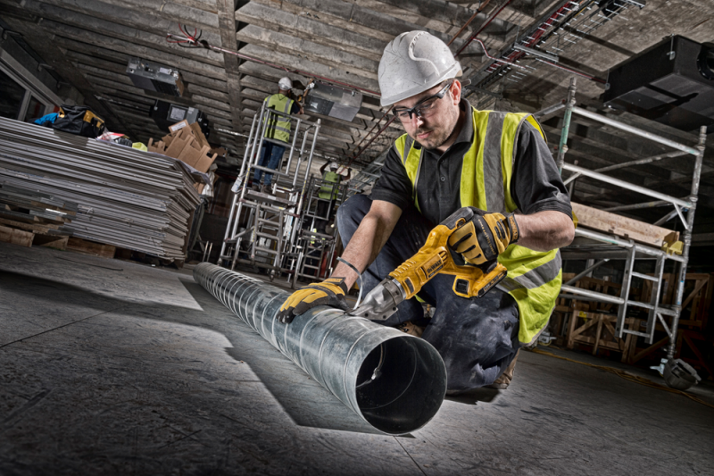 DeWALT DCS491N-XJ 18V Li-ion XR Accu Plaatschaar Body - Detailed view of the product