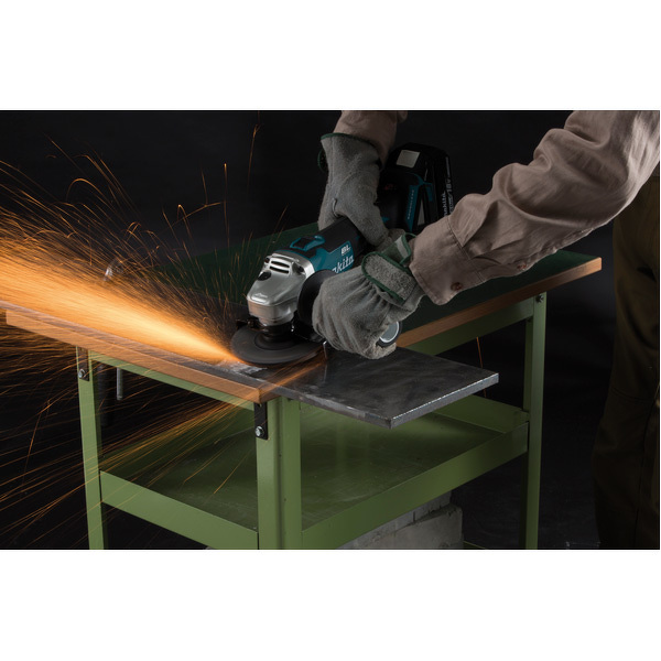 Makita DGA506Z 18V Li-Ion Accu Haakse Slijper Body - 125mm - Koolborstelloos - Softstart - Detailed view of the product