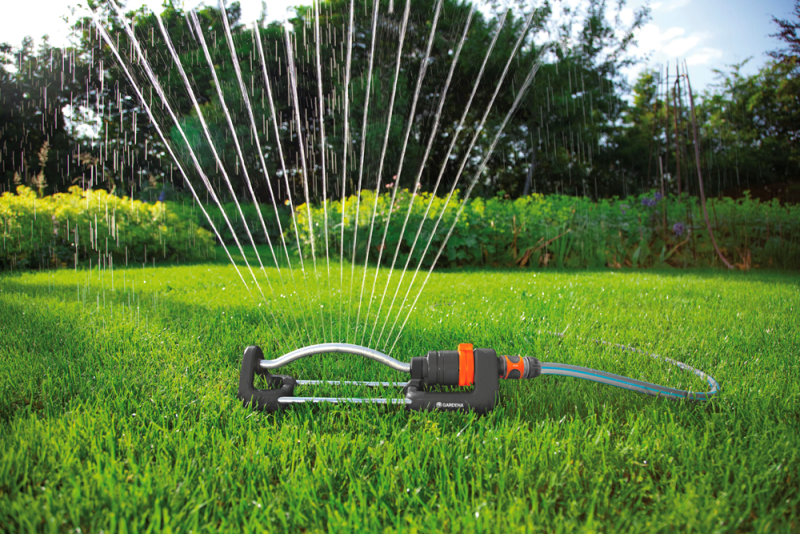 Gardena Aqua S Zwenksproeier - 90 - 200m² - Detailed view of the product