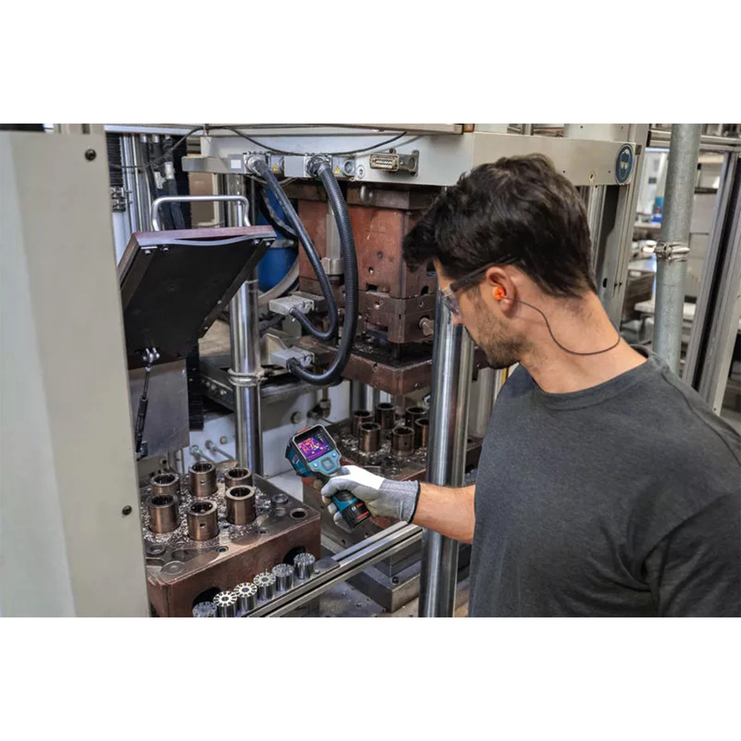 Bosch GTC 12V-450-13 12V Accu Warmtebeeldcamera In L-Boxx -20°C T/m 50°C - 256 X 1920px - IP54 thumbnail 4