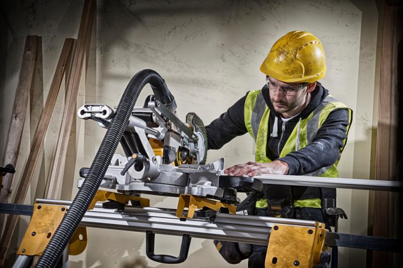 DeWALT DT1669 Extreme Cirkelzaagblad - 184 X 16 X 24T - Hout - Detailed view of the product