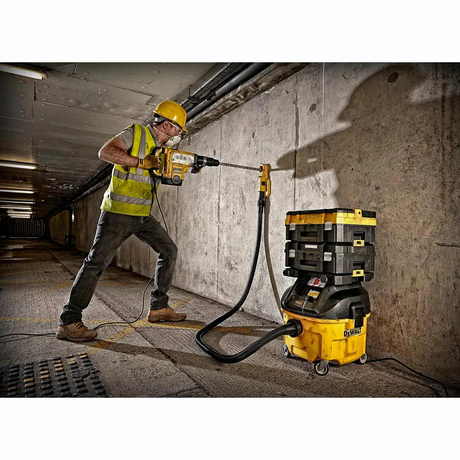 DeWALT DWV901L-QS Bouwstofzuiger - 1400W - L-klasse - 30L thumbnail 3